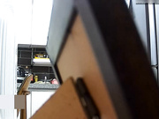 居家攝像頭黑客破解拍攝到的大奶大屁股極品少婦洗完澡後客廳裏全裸餵小狗 保養護膚 雪白雙乳看得讓人欲火焚身 1080P原版高清