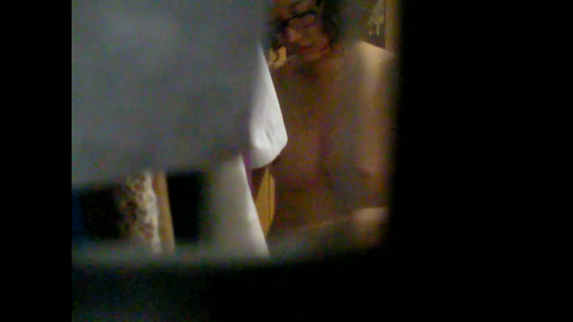 【全網推薦】【經典盜攝】大師偷錄得身材各異的女子洗浴更衣性愛（第二部）精彩值得收藏～原版高清