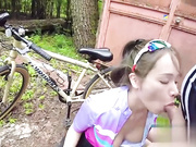 户外强上陌生人～裤子操烂露出屁股，真不害臊～在路边操逼第一次见